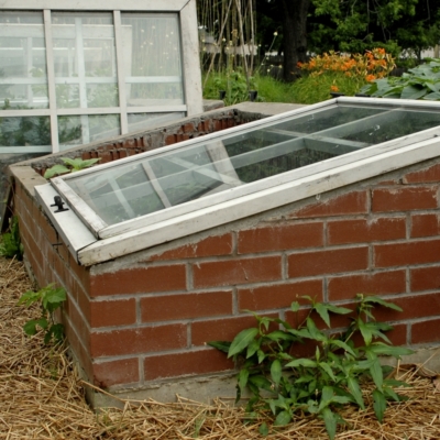 Ein geschlossenes Frühbeet.