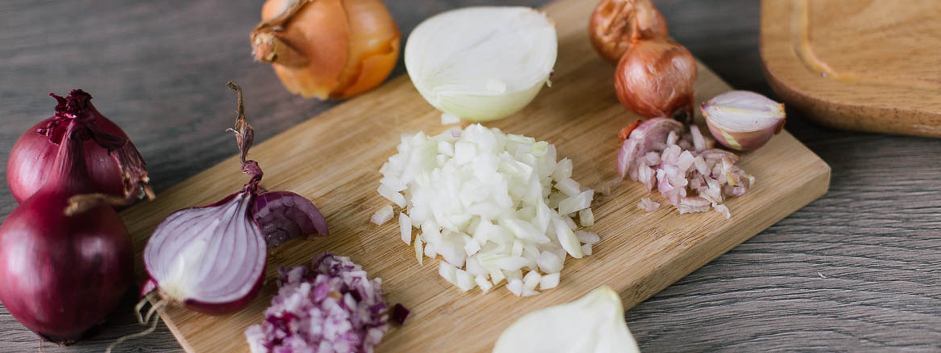 Geschnittene Bio-Zwiebel.