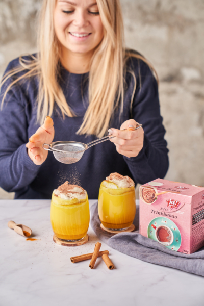 Goldene Milch