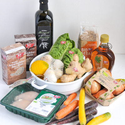 Asia-Salatherzen gefüllt mit Wiesenhendl littlebee.at