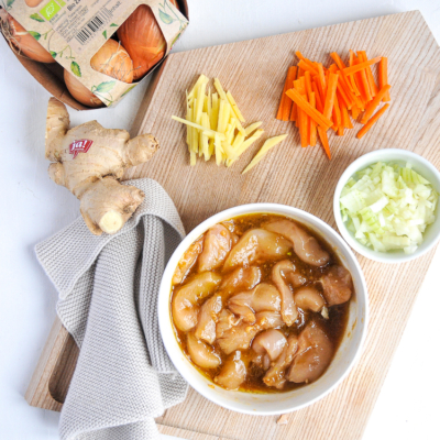 Asia-Salatherzen gefüllt mit Wiesenhendl littlebee.at