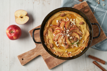 Dutch Baby Pancake mit Apfel-Crème Fraîche-Topping