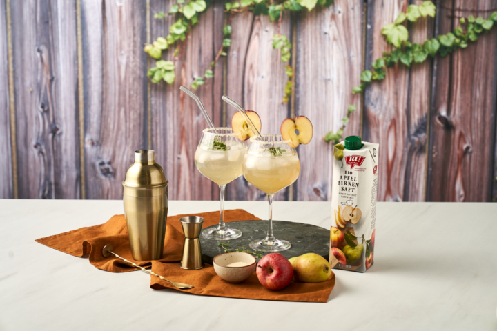 Apfel-Birnen-Saft Gin-Cocktail