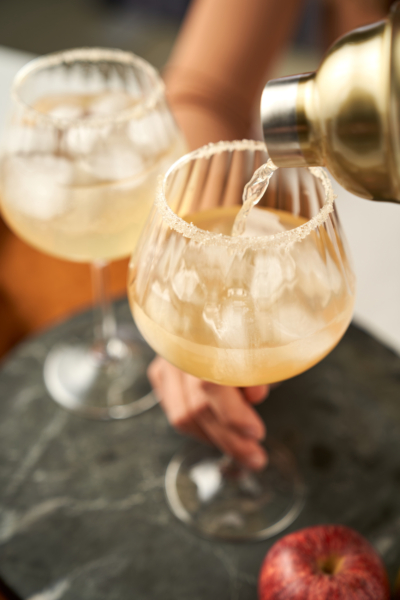 Apfel-Birnen-Saft Gin-Cocktail | Rezept – Ja! Natürlich