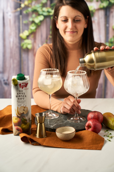 Apfel-Birnen-Saft Gin-Cocktail