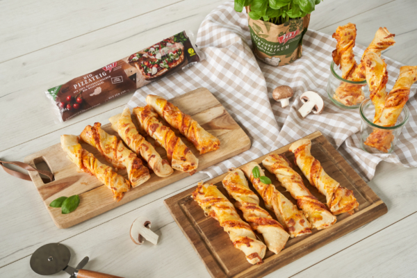 Selbstgemachte Pizza Sticks Variationen