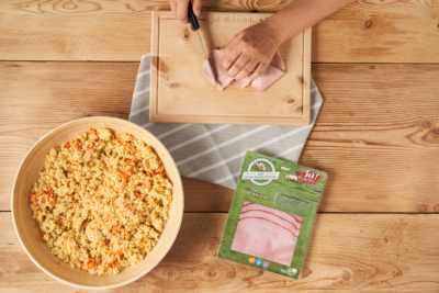 Fitnesssalat mit Leberkäse