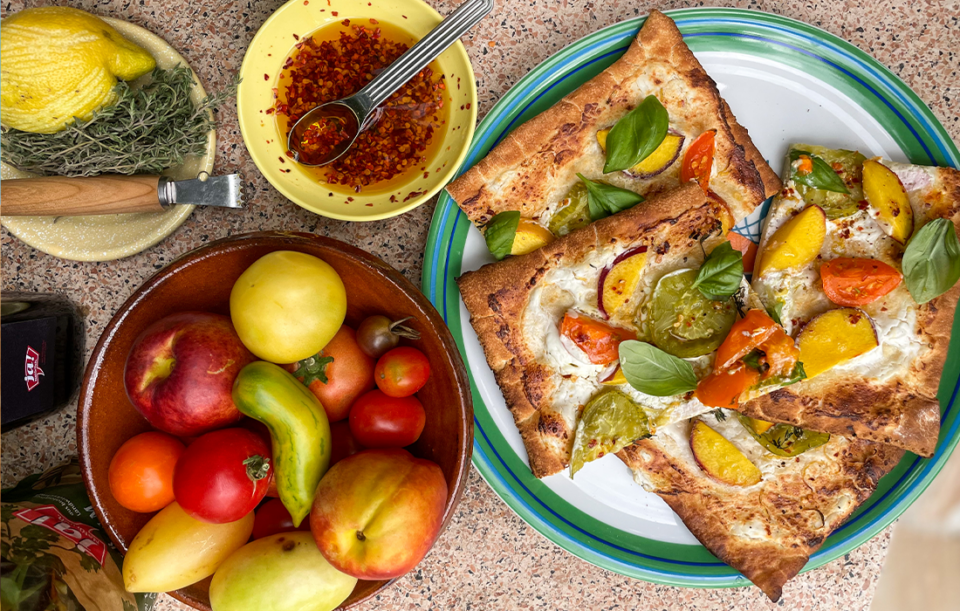 Mehr als Tomatensoße: 8 Arten deine Pizza zu belegen