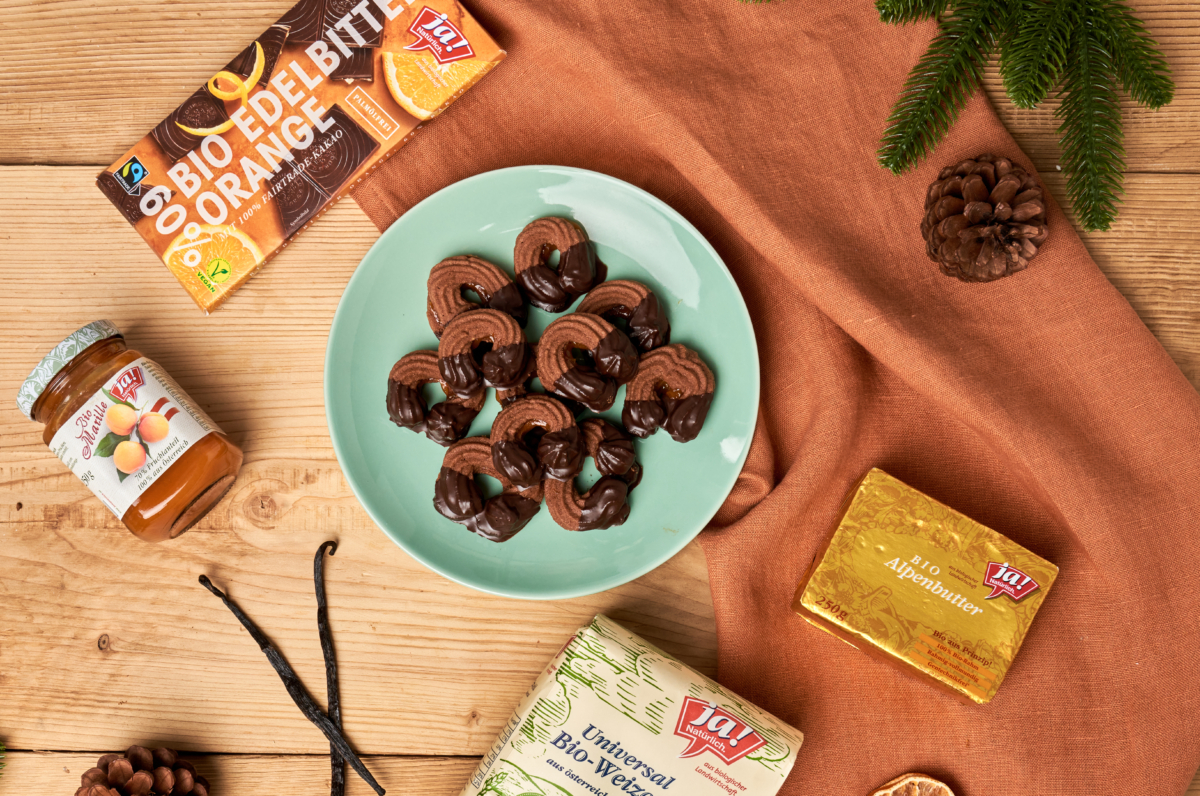 Dressiertes Orangenschokolade-Kipferl | Rezept – Ja! Natürlich