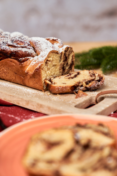 Babka mit Schoko-Erdbeer Füllung