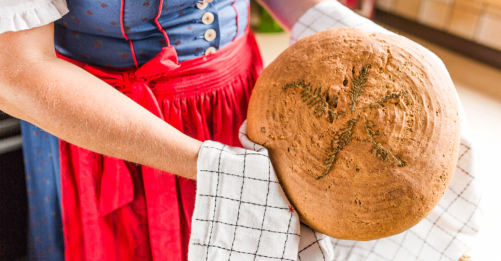 Bauernbrot mit Schafgarben