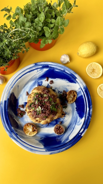 Bio-Karfiol gebacken mit Oliven Tapenade | Rezept – Ja! Natürlich