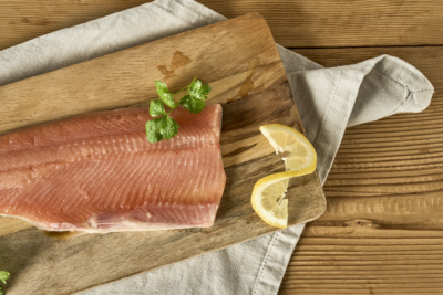 Seeforellenfilet Bulgursalat