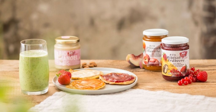 Bio-Protein-Pancakes mit dreierlei Topping