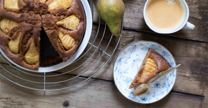 Birnenkuchen mit Gewürzen