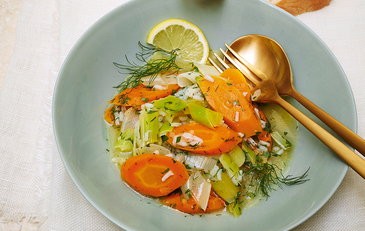 Lauch-Karotten-Ragout mit Dill