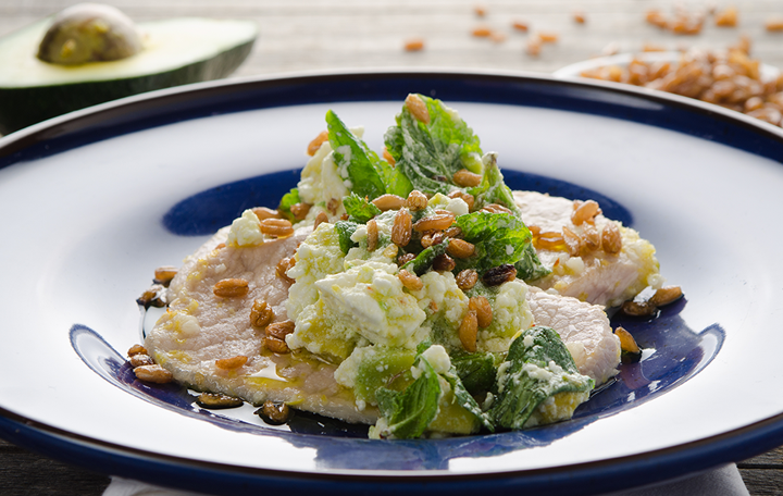 Tafelspitz vom Vollmilch-Kalb mit Avocado-Feta-Salat