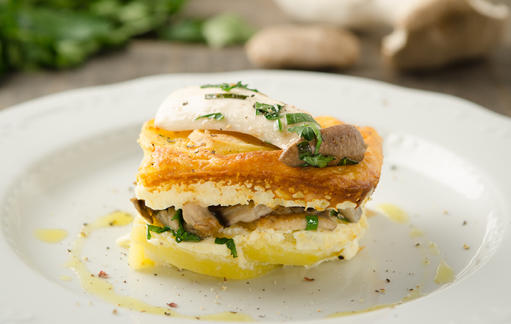 Cremiger Pilz-Kartoffelauflauf mit Bergkäse