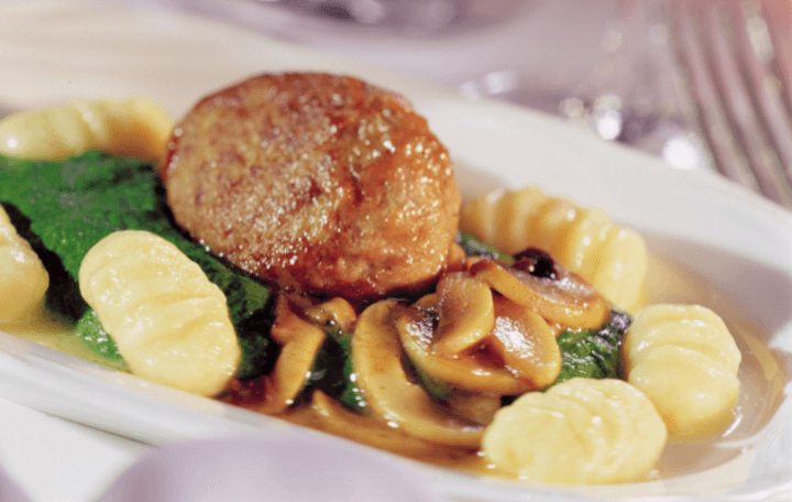 Falsches Osterei mit Champignons & Cremespinat