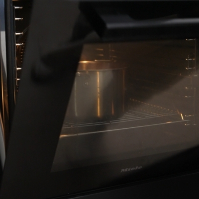 Geschmortes Weidejungrind mit Erdäpfel Pilz Roulade Marcel Drabits Ja! Natürlich