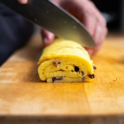 Geschmortes Weidejungrind mit Erdäpfel Pilz Roulade Marcel Drabits Ja! Natürlich