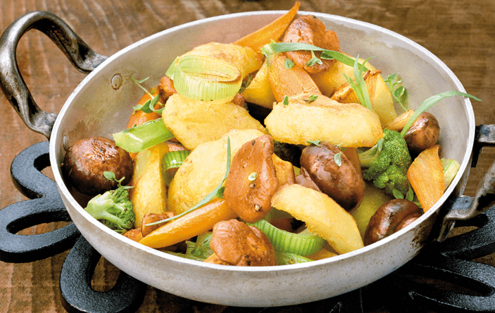 Erdäpfel-Gemüse-Pfanne mit Schwammerl