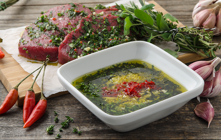 Selbstgemachte Kräuter-Marinade für Steaks | Rezept – Ja! Natürlich