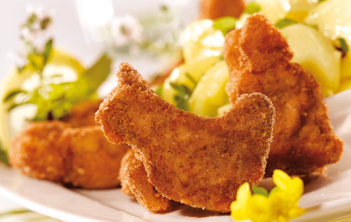 Milchkitz gebacken auf Erdäpfel-Bachkresse-Salat