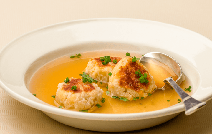 Kaspressknödelsuppe