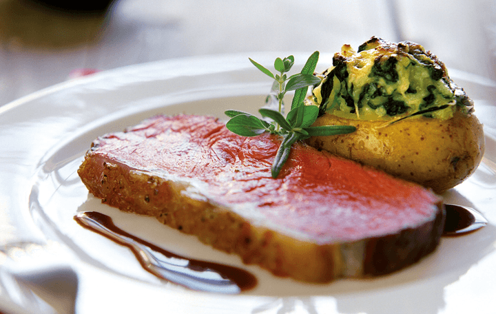 Roastbeef mit gefüllten Spinaterdäpfeln