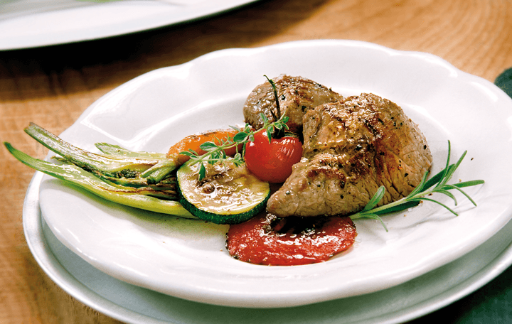 Gegrillte Kalbsvogerl mit mariniertem Gemüse