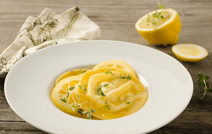 Zitronenravioli mit Ricotta