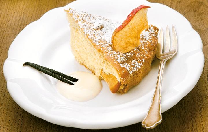Vollkornkuchen mit Apfelchips | Rezept – Ja! Natürlich
