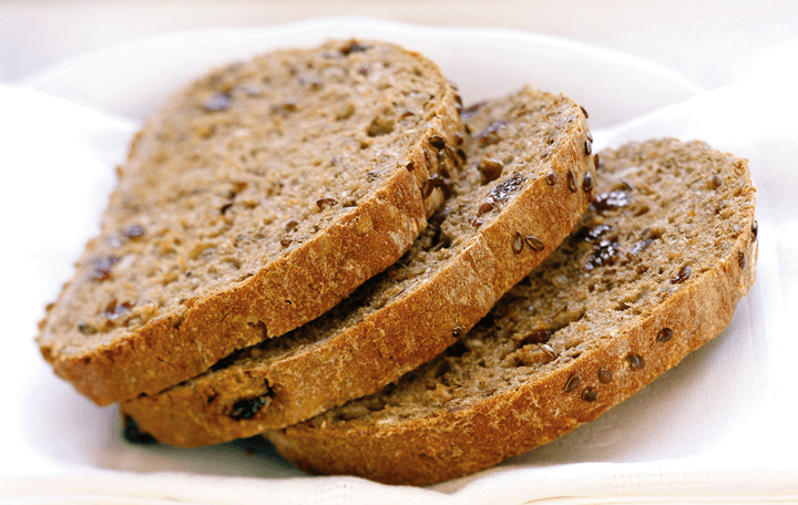Leinsamen-Rosinenbrot