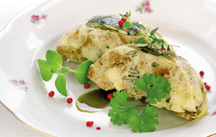 Kürbiskernwand’l mit Kernöldip und Apfelessig