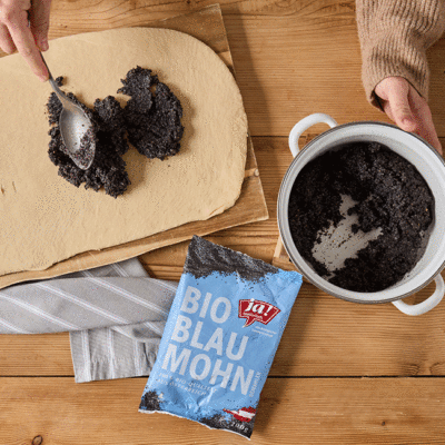 Zubereitung-Mohnschnecken-Blaumohn-1