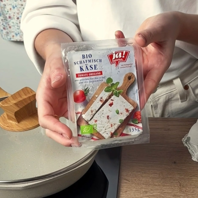 Feta mit Ei auf Brot Rezept Step 2 - Ja! Natürlich