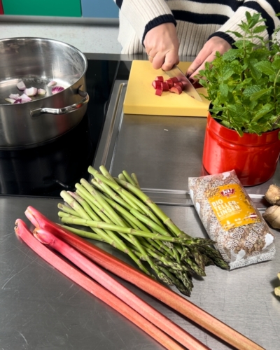 Karma Food Rezept Linsen Rhabarber Dal