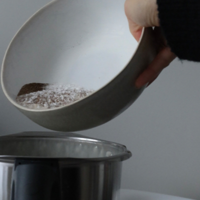 Apfel-Topfen-Grieß-Auflauf Rezept Step 1 - Ja! Natürlich