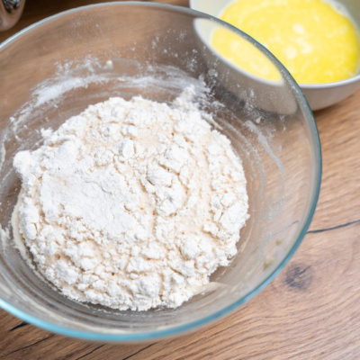 Bienenstich Törtchen mit Ja! Natürlich Bio-Waldhonig