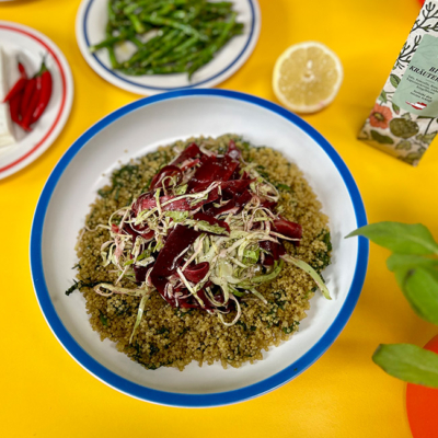 Bunter Bio-Quinoa Salat mit Ja! Natürlich Spitzkohl