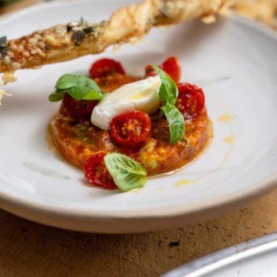 Bio Paradeiser Tatar mit Ja! Natürlich Bio-Rispentomaten