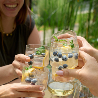 Bio-Bowle mit Ja! Natürlich Holundersirup