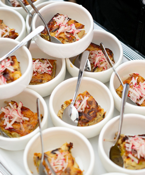 Nachhaltiges Geschirr und Bio-Lebensmittel von Ja! Natürlich