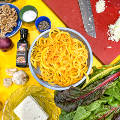 Kürbis Spaghetti Bowl mit Ja! Natürlich Bio-Kürbis