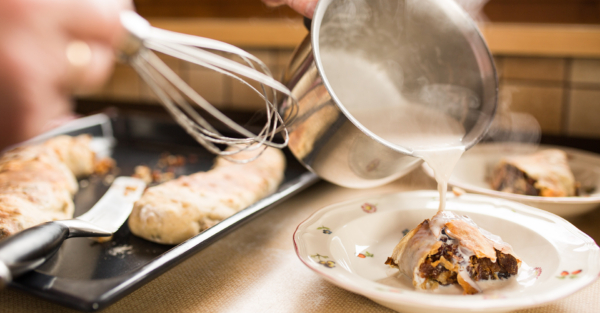 Selbstgemachter Strudelteig