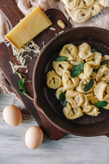 Tortelloni in Salbeibutter