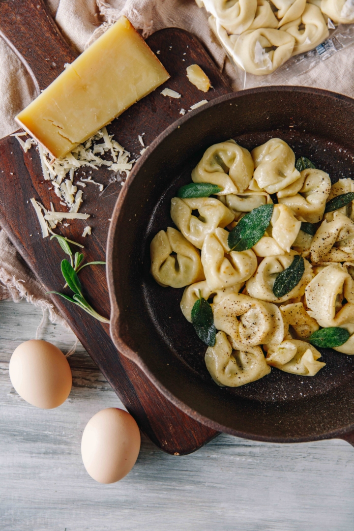 Tortelloni in Salbeibutter