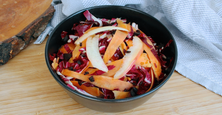 Radicchio-Süßkartoffelsalat mit knusprigem Speck