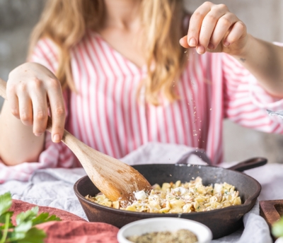 Schinkenfleckerl zubereiten